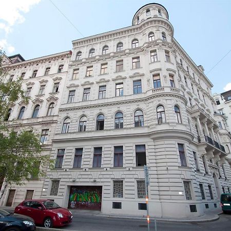 K+T Boardinghouse Viena Exterior foto