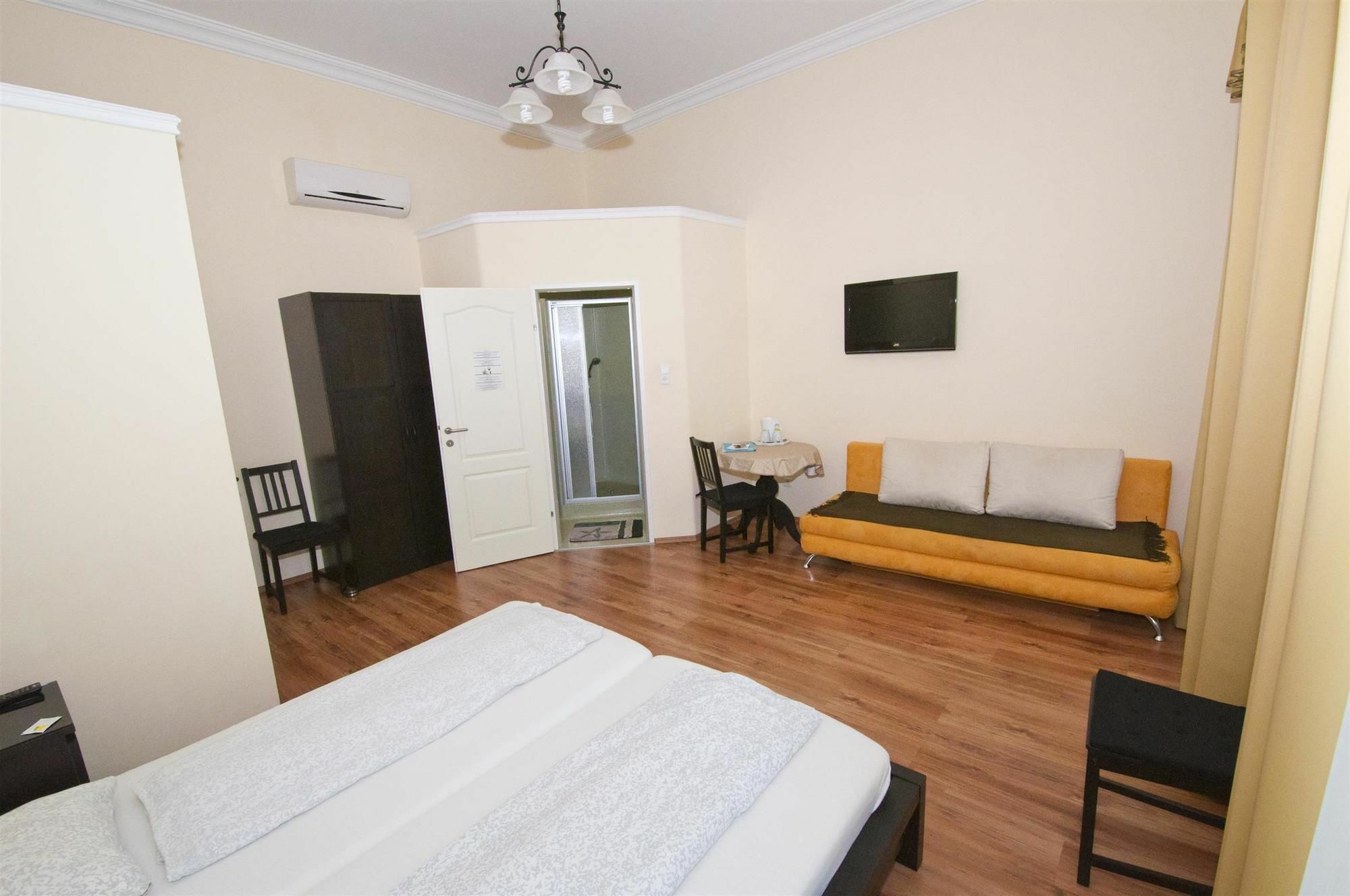 K+T Boardinghouse Viena Exterior foto